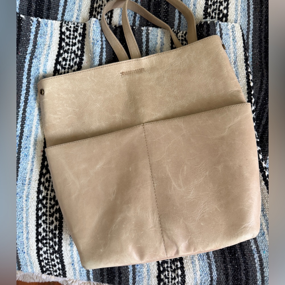 Able leather convertible purse/backpack